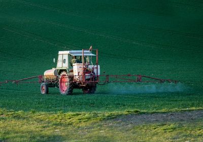 Pesticides Des concentrations de pesticides dans l’air même à plusieurs dizaines de mètres des champs