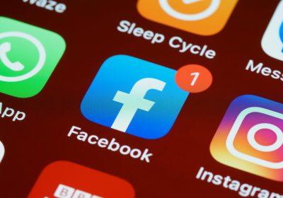 Phishing Une arnaque aux faux pass de transports en commun gratuits sévit sur Facebook