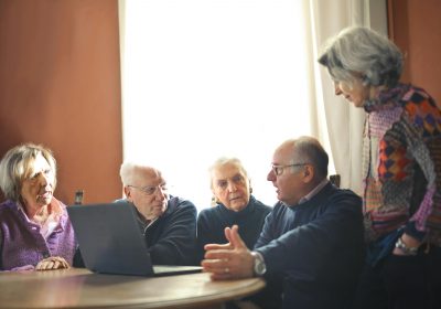 Ehpad Les grands groupes gagnent du terrain… mais pas forcément au bénéfice des familles