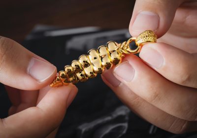 Bijoux vendus à prix cassés L’arnaque des faux sites artisanaux