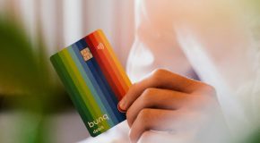 Arnaque au QR code De fausses cartes bancaires dans vos boîtes aux lettres